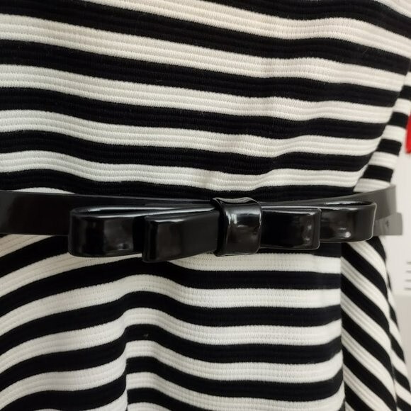 Elle Retro Chic Short Sleeve Striped Peplum Top Sleeve Small NWT - Picture 4 of 14